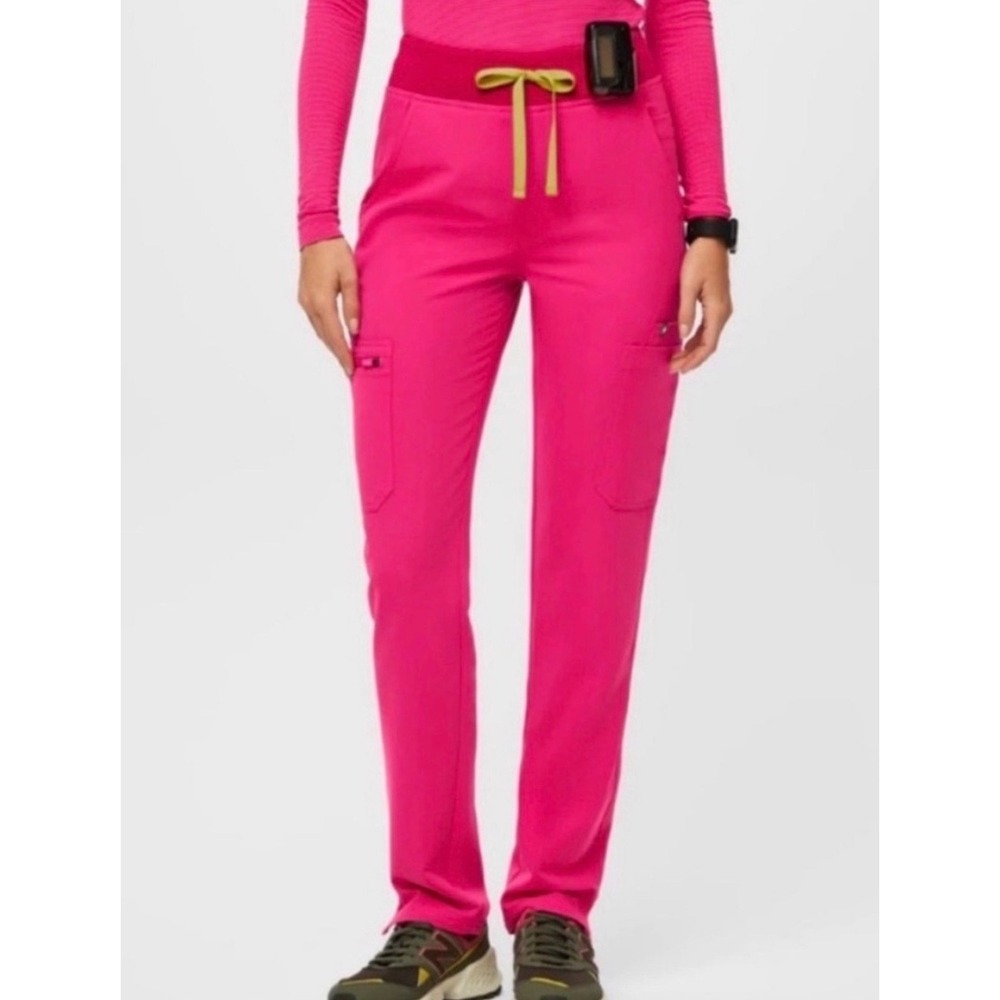 FIGS High Waisted Yola Scrub Pants Shocking Pink Large Petite Cargo Yoga Waist